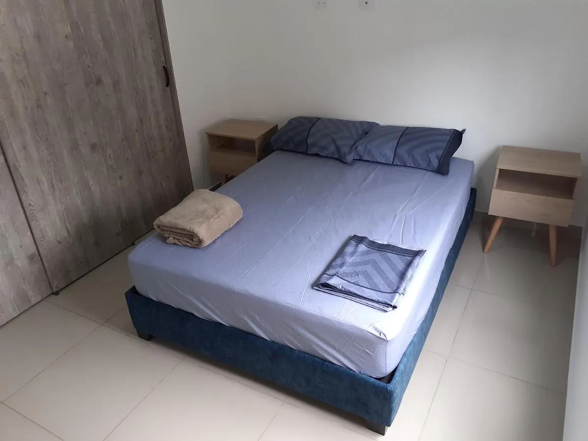 Tranquilo Y Comodo Apartamento En San Fernando Viejo Cali 0*,